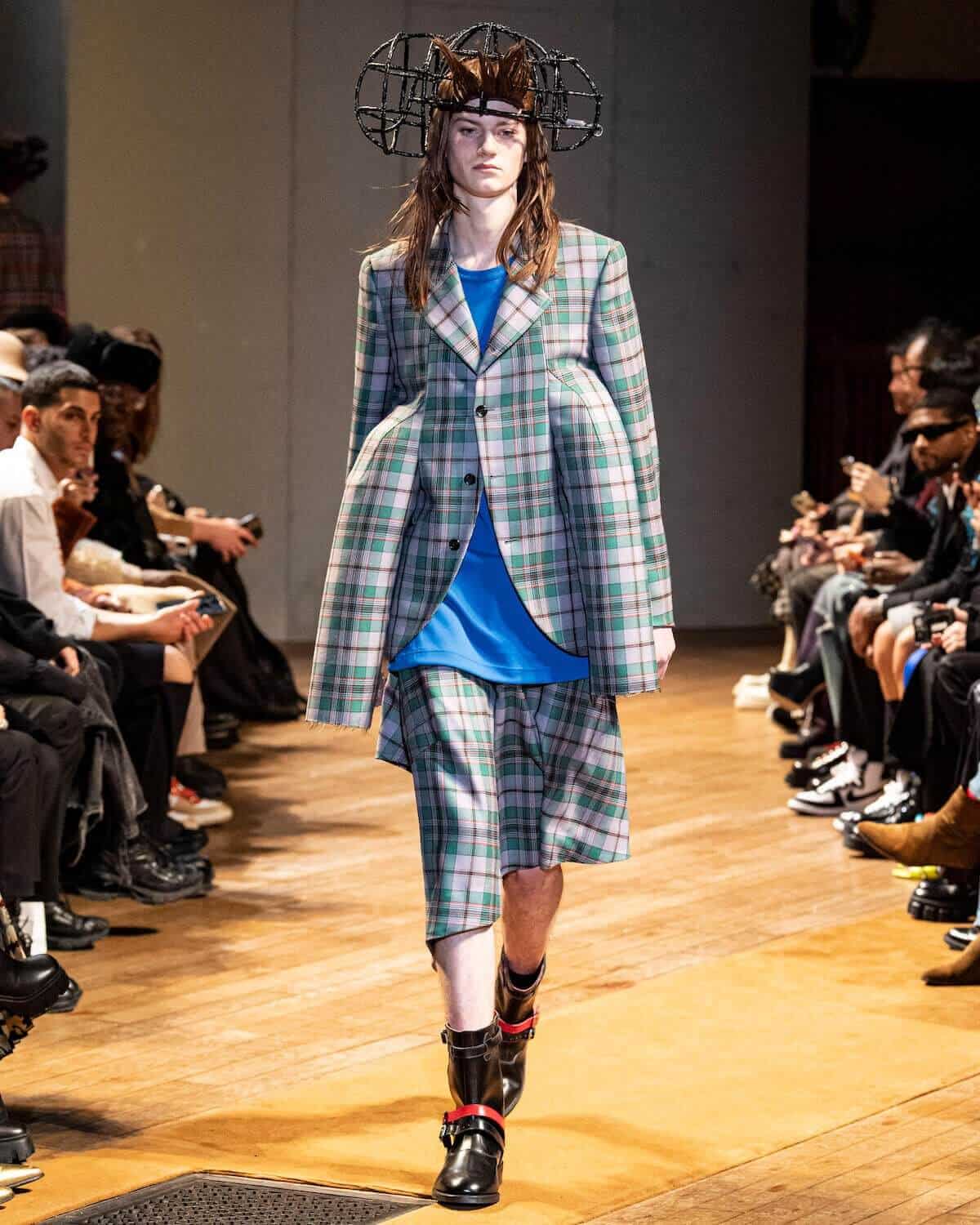 ぎ*ゅ様 COMME des GARCONS HOMME PLUS 23aw パ COMME des GARÇONS HOMME PLUS 2023年秋冬コレクション | パリ | 画像